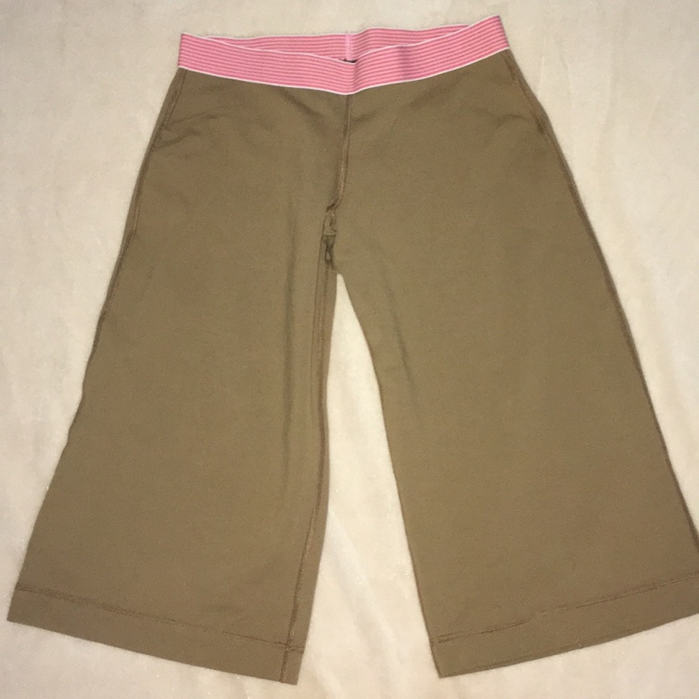 LULULEMON ATHLETICA WIDE LEG YOGA PANTS